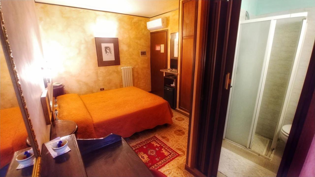 Hotel Centrale Viterbo Exterior foto